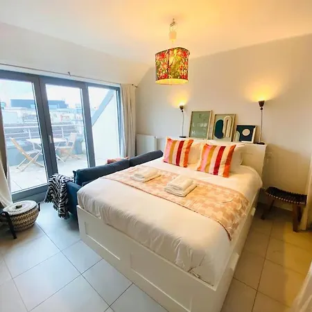 Charming In City Center - S6 Apartment *