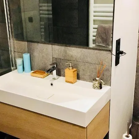Apartment Charming In City Center - S6 *
